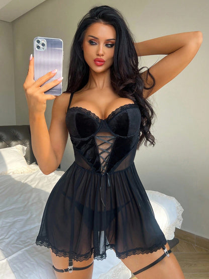 Gothic-Stil mit sexy Spitzen-Set